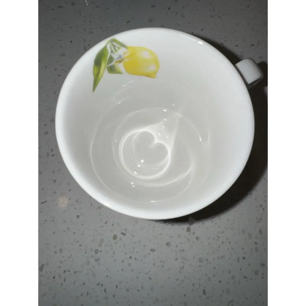 Set Of 4 Mikasa Lemons Bone China Mugs And 2 Royal Norfolk 7.5 Inch Lemon Plates